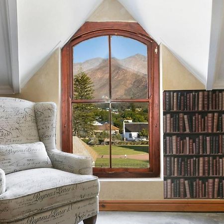 Апартаменты J'S Audacious Living Montagu Self Catering Экстерьер фото